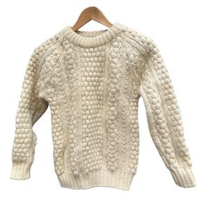 Vintage Eweeare Ireland Women’s Thick Cable Knit Sweater Size XS 100% pure wool